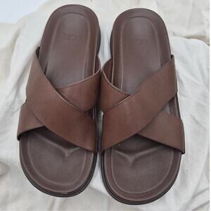 UGG Wainscott Slide slip-on sandal a cross-strap leather Men's SIZE 9